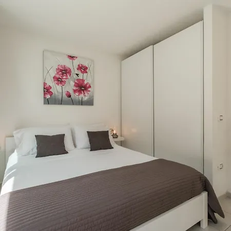 Villa In Pineta Sul Mare Rebirth Hospitality *